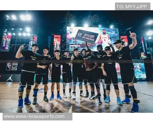 南京篮球队灵活性变革引发热议球迷期待新战术与团队合作提升