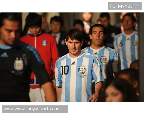 独家解析北京排球队员个人能力与欧冠足球明星的全面对比