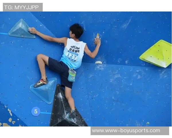 武汉攀岩队展现力量与激情助力运动聚焦攀岩新风尚