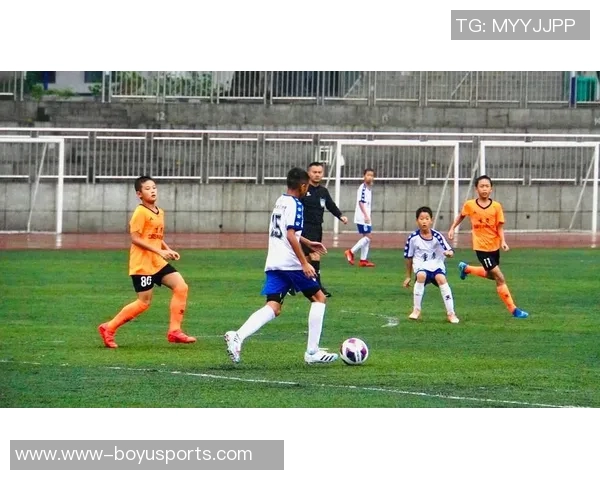 重庆足球队在足球耐力排行榜中荣登第五名展现强大体能实力